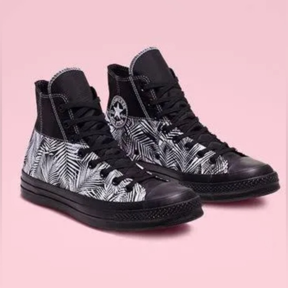 Chuck Taylor - Converse All Star Palms Canvas High Sneakers Men’s Size 9.5(NWOT)
